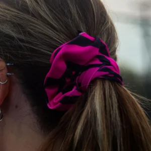 Fuchsia Zebra Srunchie